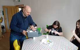 Wyjazd integracyjny do kina i na warsztaty wielkanocne 35