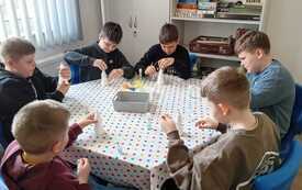 Wyjazd integracyjny do kina i na warsztaty wielkanocne 44