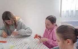 Wyjazd integracyjny do kina i na warsztaty wielkanocne 53