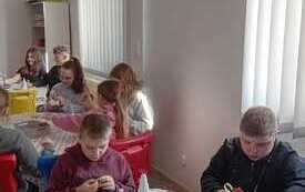 Wyjazd integracyjny do kina i na warsztaty wielkanocne 66