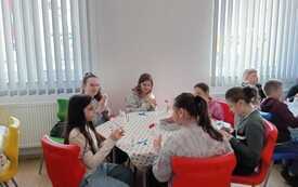 Wyjazd integracyjny do kina i na warsztaty wielkanocne 68