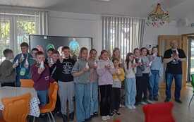 Wyjazd integracyjny do kina i na warsztaty wielkanocne 78