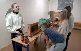 Warsztaty pszczelarskie w naszej szkole 104