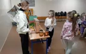 Warsztaty pszczelarskie w naszej szkole 109