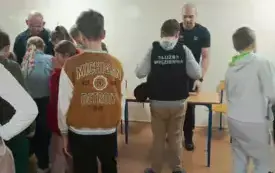 Wizyta funkcjonariuszy służby więziennej  6