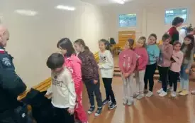 Wizyta funkcjonariuszy służby więziennej  35