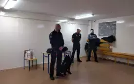 Wizyta funkcjonariuszy służby więziennej  59