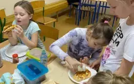 PIZZA Z PIECZARKAMI Z KLASOWEJ HODOWLI 4