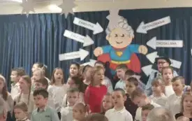Uroczystość Babci i Dziadka w naszej szkole 11