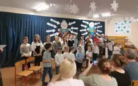 Uroczystość Babci i Dziadka w naszej szkole 182