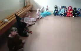 Bal karnawałowy 84