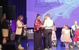 Laureat Konkursu &quot;Przez r&oacute;żową szybkę&quot; 6