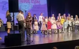 Laureat Konkursu &quot;Przez r&oacute;żową szybkę&quot; 12