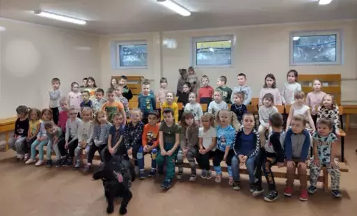 Zdjęcie do Wizyta funkcjonariuszy służby więziennej 