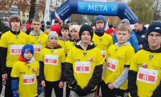 Zdjęcie do Uczcili Narodowe Święto Niepodległości na sportowo!!! 