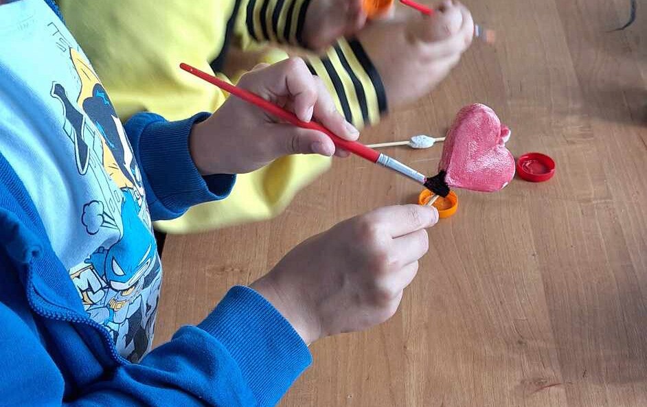 Zdjęcie do Zajęcia plastyczno - techniczne w świetlicy wiejskiej