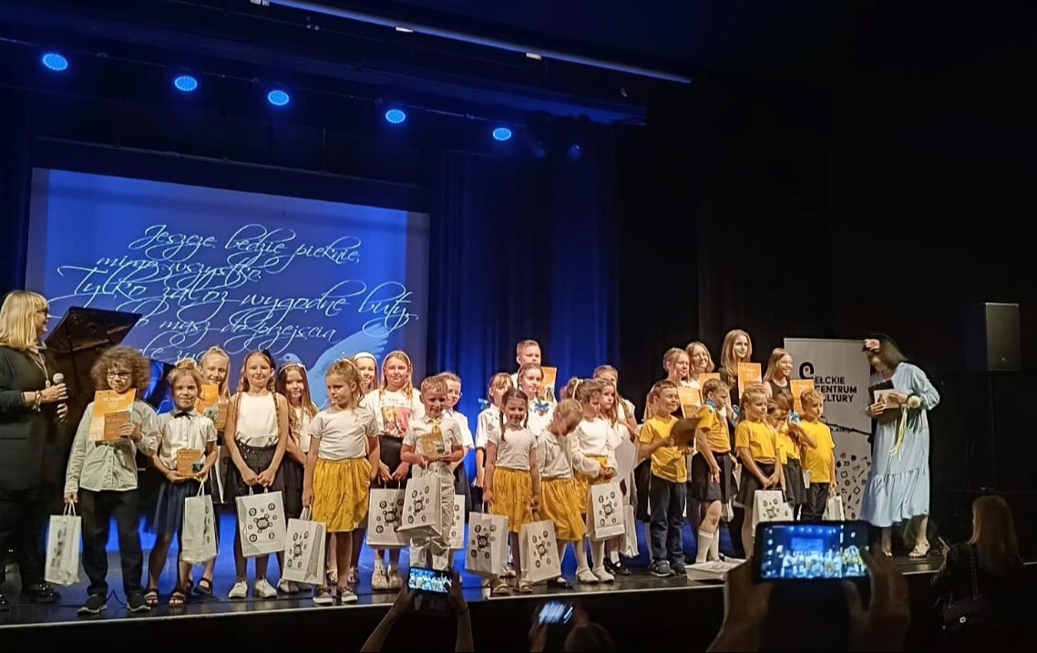 Zdjęcie do Sukces naszych uczni&oacute;w na deskach ECK