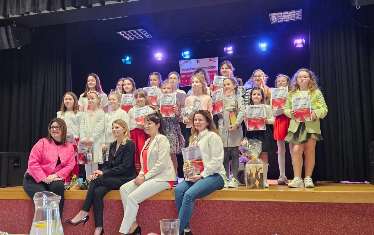 Zdjęcie do II POWIATOWY KONKURS PIOSENKI PATRIOTYCZNEJ