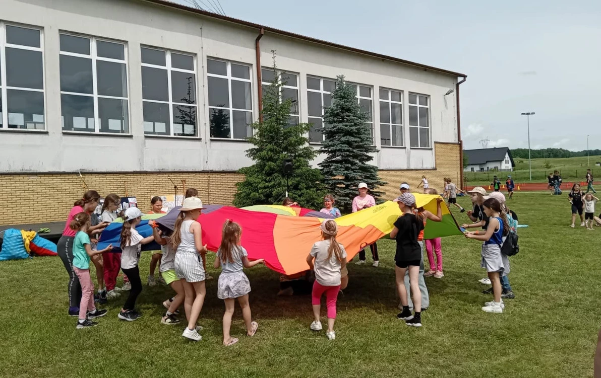 Zdjęcie do Gminny Festyn Rodzinny w Stradunch