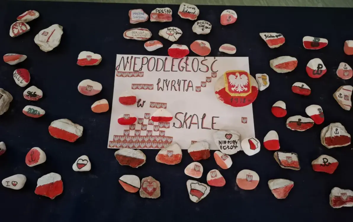 Zdjęcie do Obchody Narodowego Święta Niepodległości w naszej szkole