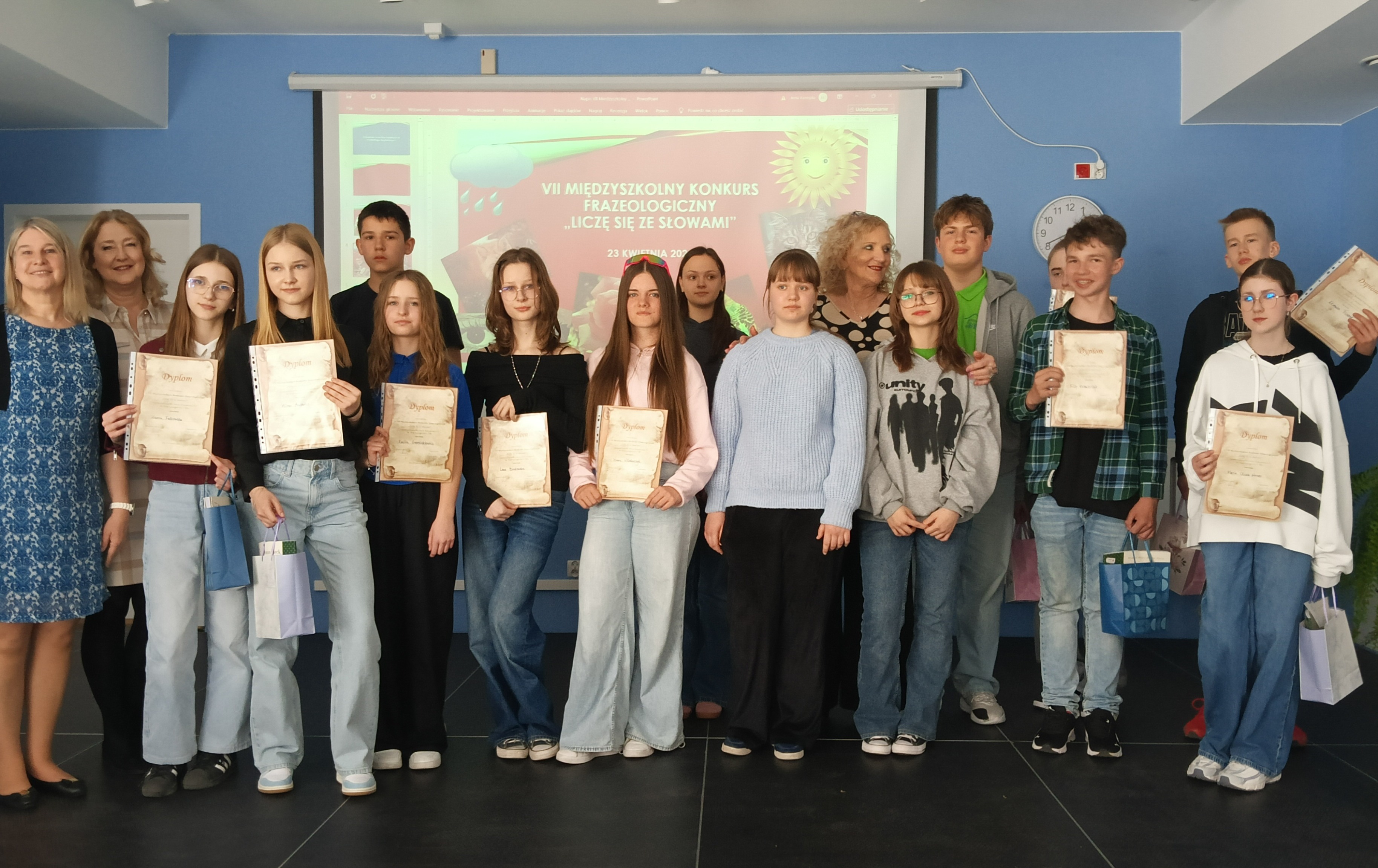 Zdjęcie do Zmagania naszych uczni&oacute;w w VII Międzyszkolnym Konkursie Frazeologicznym "Liczę się ze słowami"